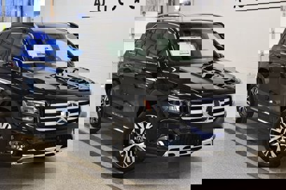 New 2025 Mercedes-Benz GLB 250 4MATIC