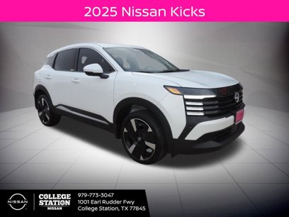 Certified 2025 Nissan Kicks SR w/ Interior Electronics Package