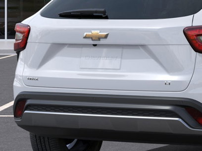 New 2025 Chevrolet Trax LT w/ Driver Confidence Package