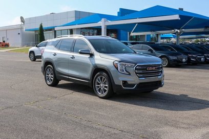 Used 2024 GMC Terrain SLT