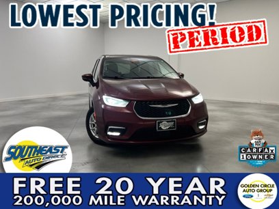Used 2023 Chrysler Pacifica Touring-L