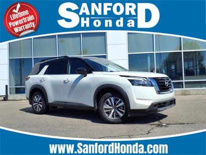 Used 2024 Nissan Pathfinder SL w/ Cargo Package