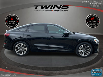Used 2021 Audi e-tron Premium Plus w/ Premium Plus Package