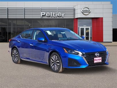 New 2025 Nissan Altima 2.5 SV w/ SV Premium Package