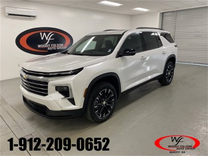 New 2025 Chevrolet Traverse LT w/ Enhanced Driving Package