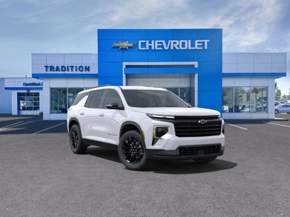 New 2024 Chevrolet Traverse LT w/ Enhanced Driving Package