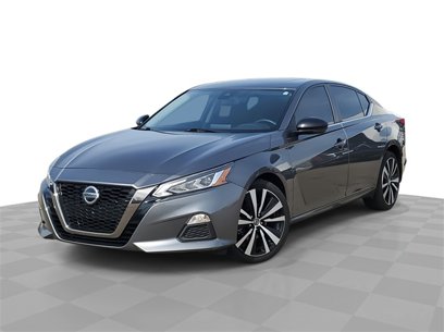 Used 2021 Nissan Altima 2.5 SR w/ SR Premium Package