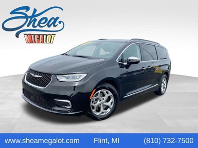 Used 2023 Chrysler Pacifica Limited