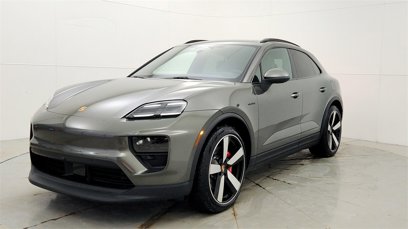 New 2025 Porsche Macan 4S Electric