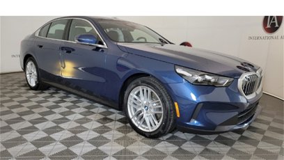 New 2024 BMW 530i xDrive w/ Convenience Package