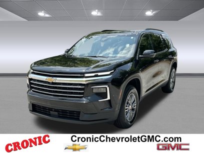 Used 2025 Chevrolet Traverse LT w/ Driver Confidence Package