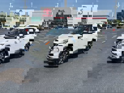 Used 2022 Nissan Rogue SV