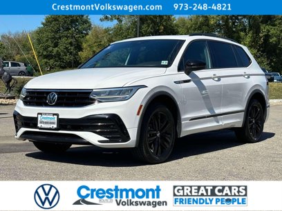 Certified 2022 Volkswagen Tiguan SE R-Line