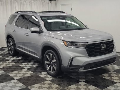 Certified 2025 Honda Pilot Touring