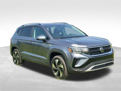 New 2024 Volkswagen Taos SE