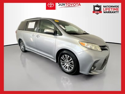 Used 2018 Toyota Sienna XLE