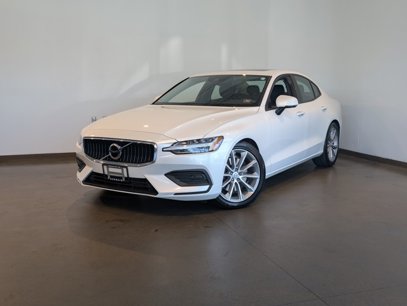 Used 2020 Volvo S60 T6 Momentum