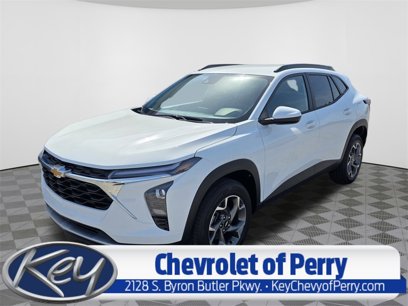New 2025 Chevrolet Trax LT w/ Driver Confidence Package