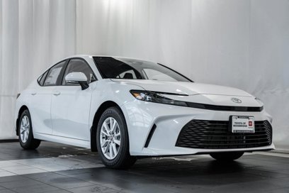 New 2025 Toyota Camry LE