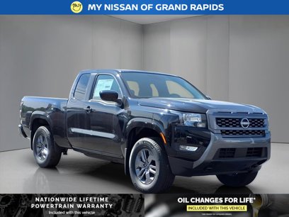 New 2025 Nissan Frontier SV w/ SV Convenience Package