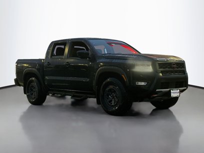 New 2025 Nissan Frontier PRO-4X w/ Pro Convenience Package