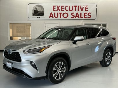 Used 2021 Toyota Highlander XLE