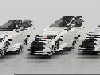 New 2025 Toyota Corolla LE