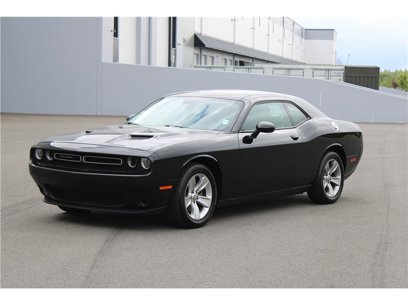 Used 2016 Dodge Challenger SXT