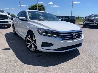Used 2021 Volkswagen Passat 2.0T SE