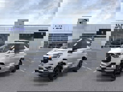 New 2024 Ford Edge ST-Line w/ Class II Trailer Tow Package