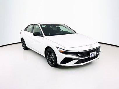 New 2025 Hyundai Elantra SEL