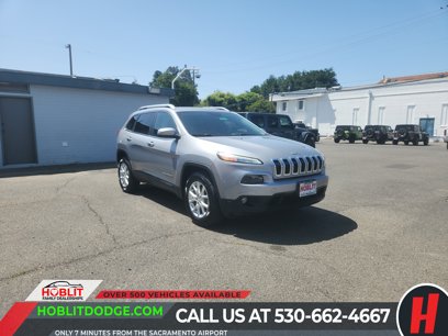 Used 2015 Jeep Cherokee Latitude w/ Comfort/Convenience Group