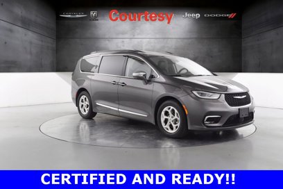 Certified 2022 Chrysler Pacifica Limited