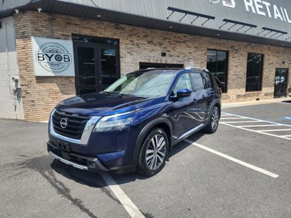 Used 2022 Nissan Pathfinder Platinum w/ Lighting Package (N92)