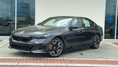 New 2025 BMW i5 eDrive40i w/ M Sport Package