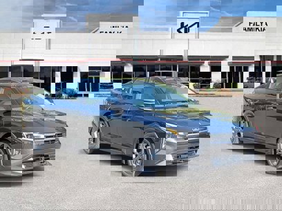 New 2025 Kia K4 LXS