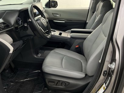 Used 2022 Toyota Sienna XLE