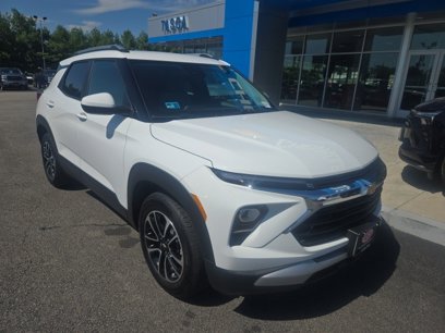 Used 2025 Chevrolet TrailBlazer LT w/ LT Cold Weather Package