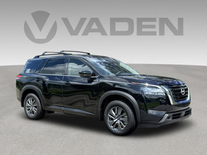 New 2025 Nissan Pathfinder SV