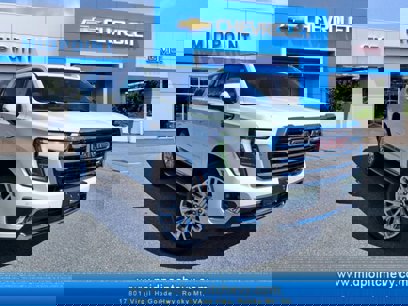 New 2025 GMC Yukon Elevation