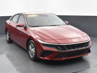 Certified 2025 Hyundai Elantra SE