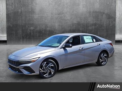 New 2025 Hyundai Elantra SEL