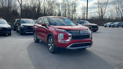 New 2025 Mitsubishi Outlander SE