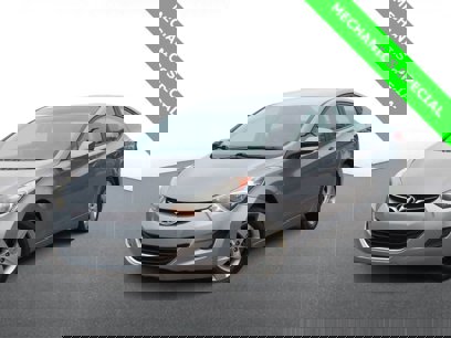 Used 2011 Hyundai Elantra GLS w/ Navigation Pkg 4