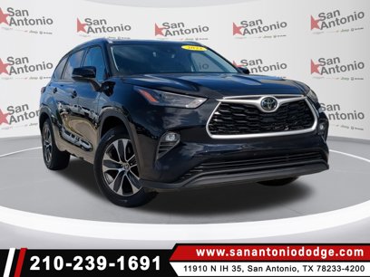 Used 2022 Toyota Highlander XLE