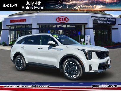 Certified 2025 Kia Sorento S w/ Panoramic Sunroof Package