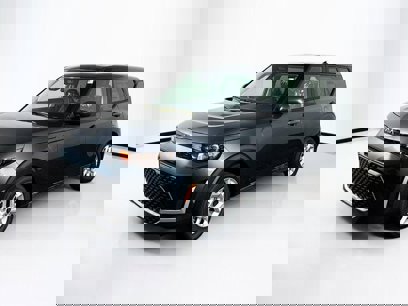 New 2025 Kia Soul LX