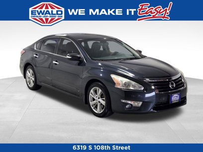 Used 2015 Nissan Altima 2.5 SV w/ Convenience Package