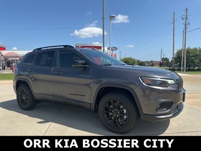 Used 2023 Jeep Cherokee Altitude Lux