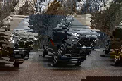 New 2025 BMW X2 xDrive28i w/ Premium Package